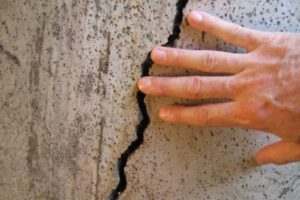 Detecting and Diagnosing Concrete Cracks